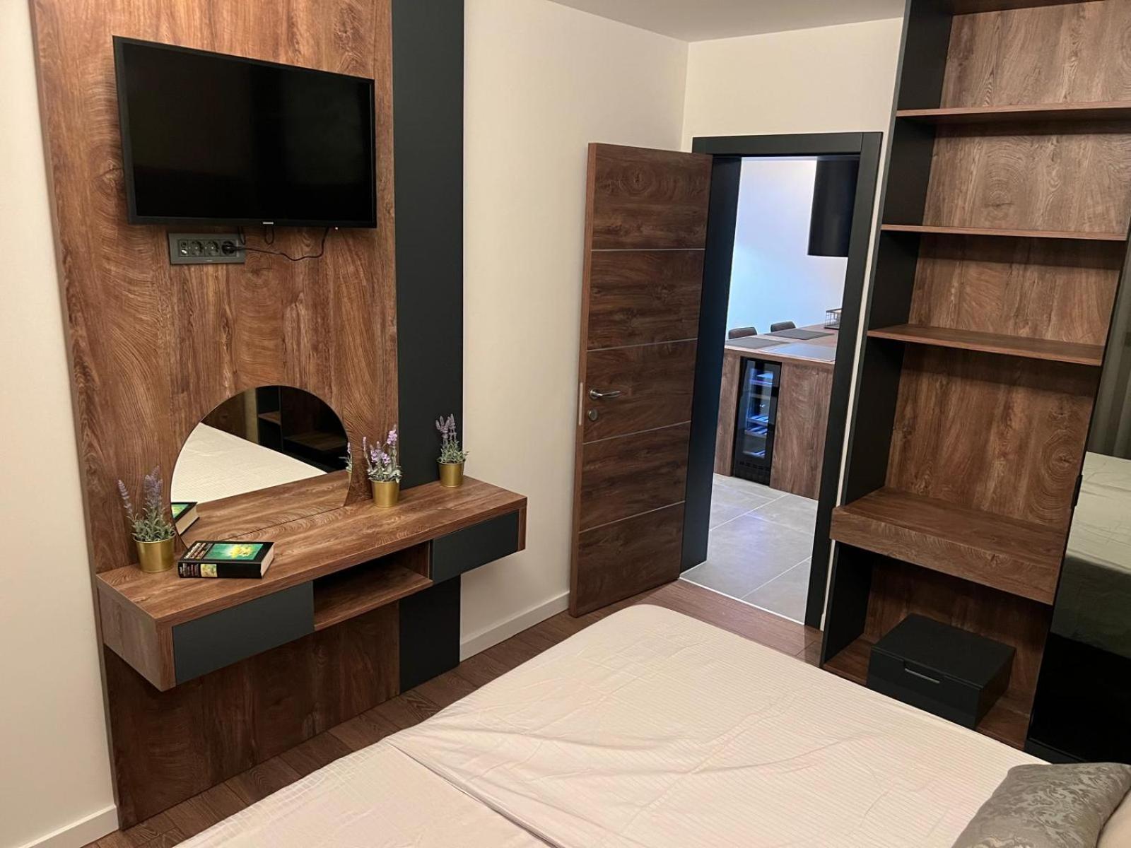 Apartment 4u *