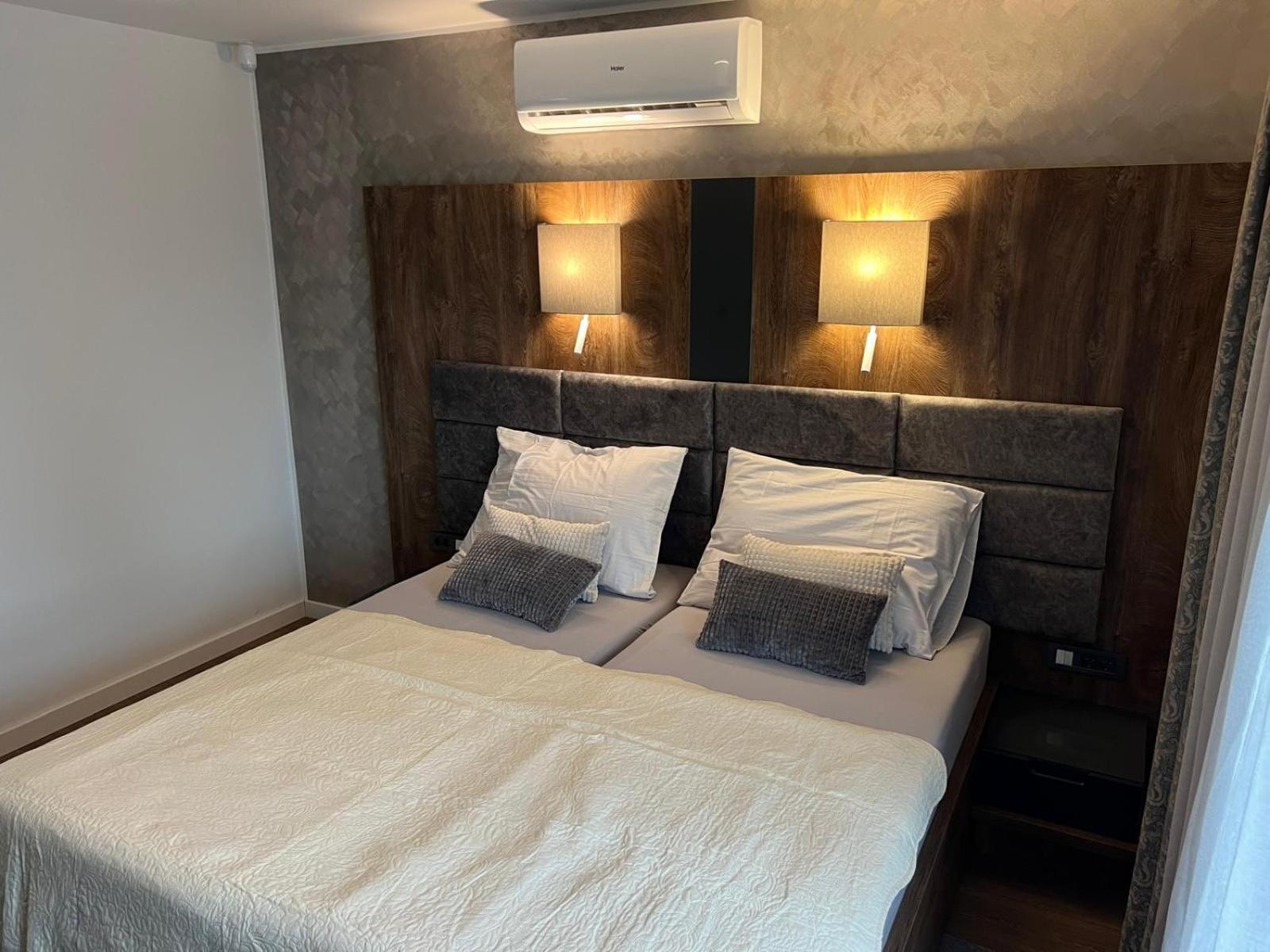 Apartment 4u *